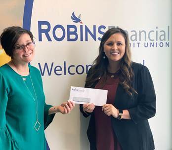 Robins CUJ 51419.jpg