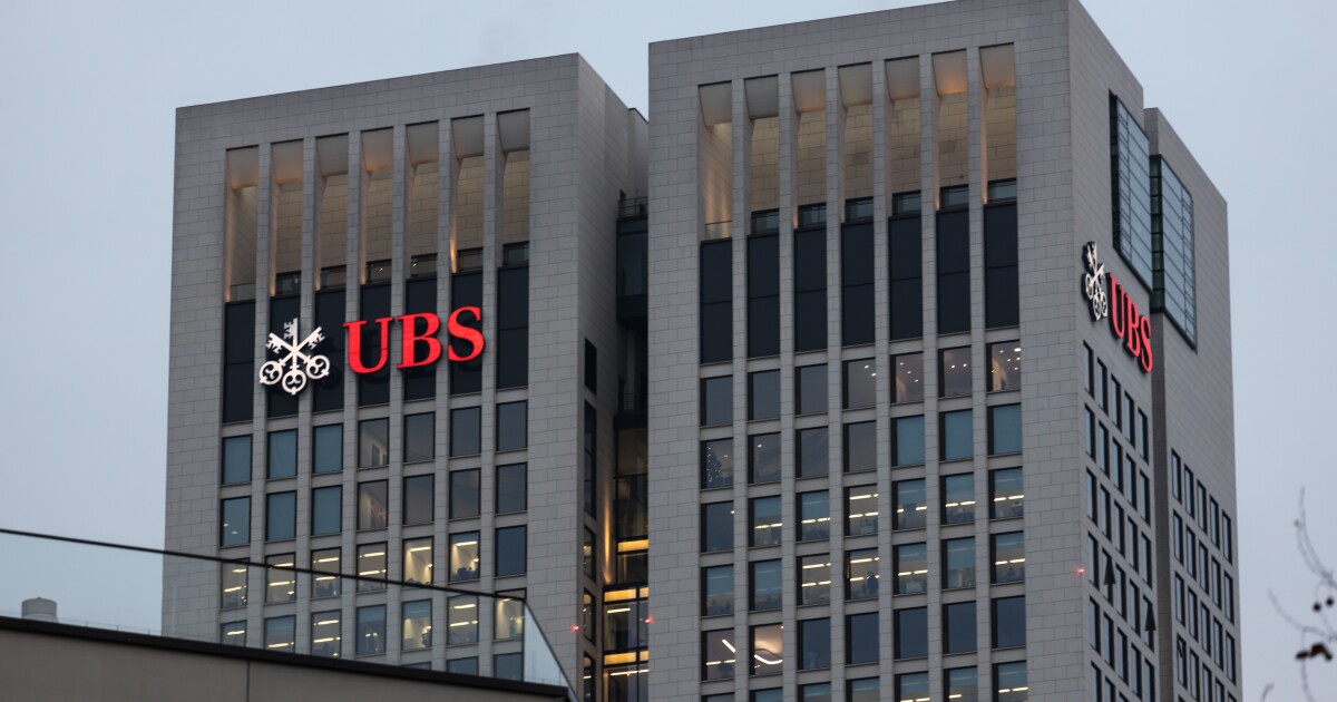 UBS director accused of CE cheating resigns UBS director accused of CE cheating resigns