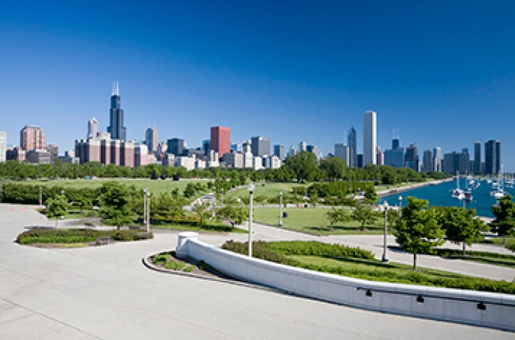 chicago-skyline-istock-000001746747-full.jpg