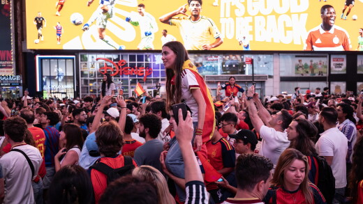 WorldCupTimesSquareBL