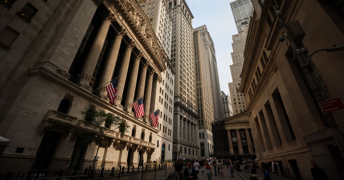 Wall Street builds S&P 500 ‘no dividend’ fund in new tax dodge Wall Street builds S&P 500 ‘no dividend’ fund in new tax dodge