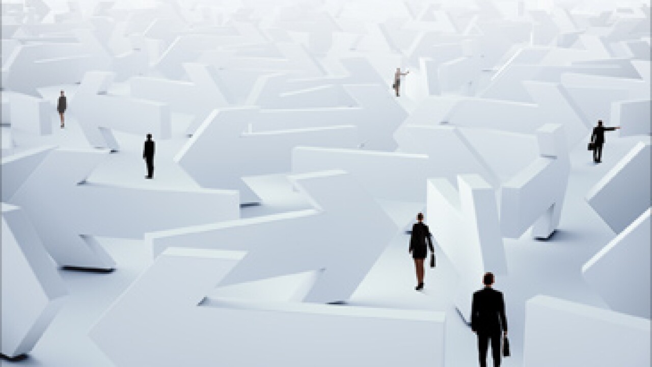 businesspeople-in-maze-fotolia-365.jpg