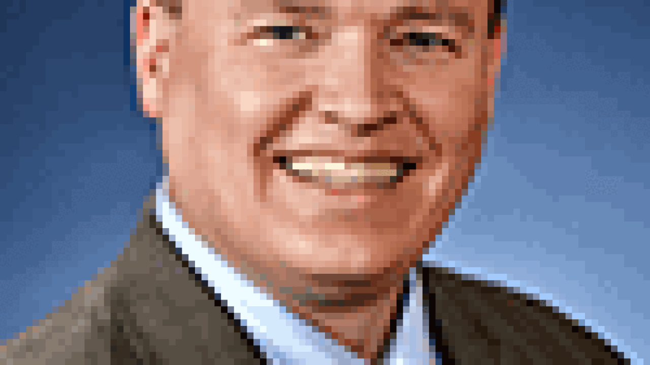 langusch-todd100x133.gif