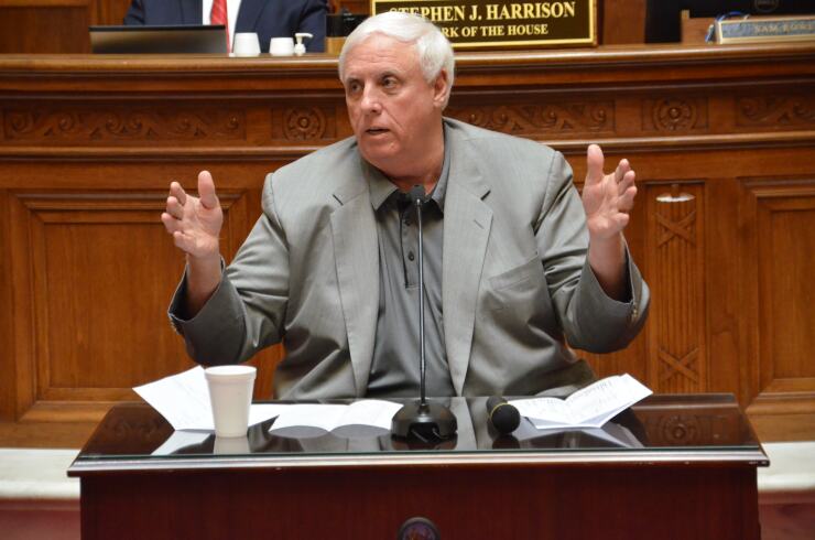 Jim-justice-before-legislature-2017