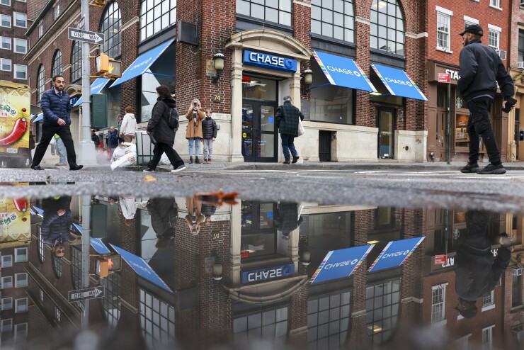 JPMorgan Chase & Co. Ahead Of Earnings Figures