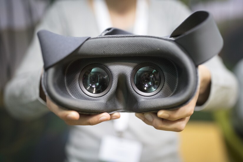 Google's Daydream VR headset