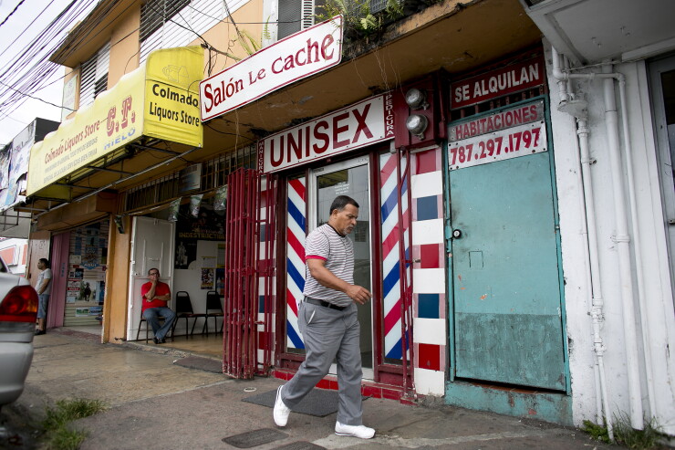 San_juan_puerto_rico_barber_shop_BL