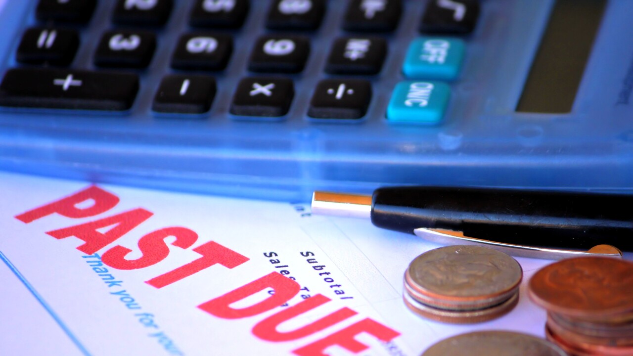 Delinquencies_loans_credit_cards