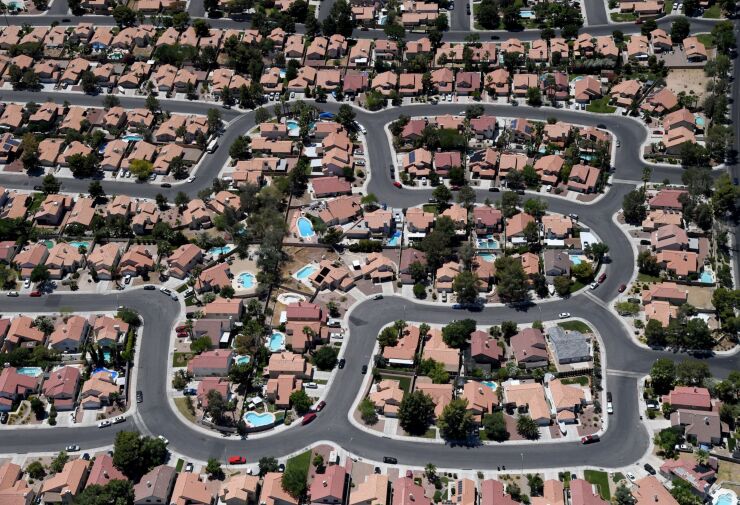 Las Vegas Remains Closed As Memorial Day Weekend Approaches Amid COVID-19 Pandemic