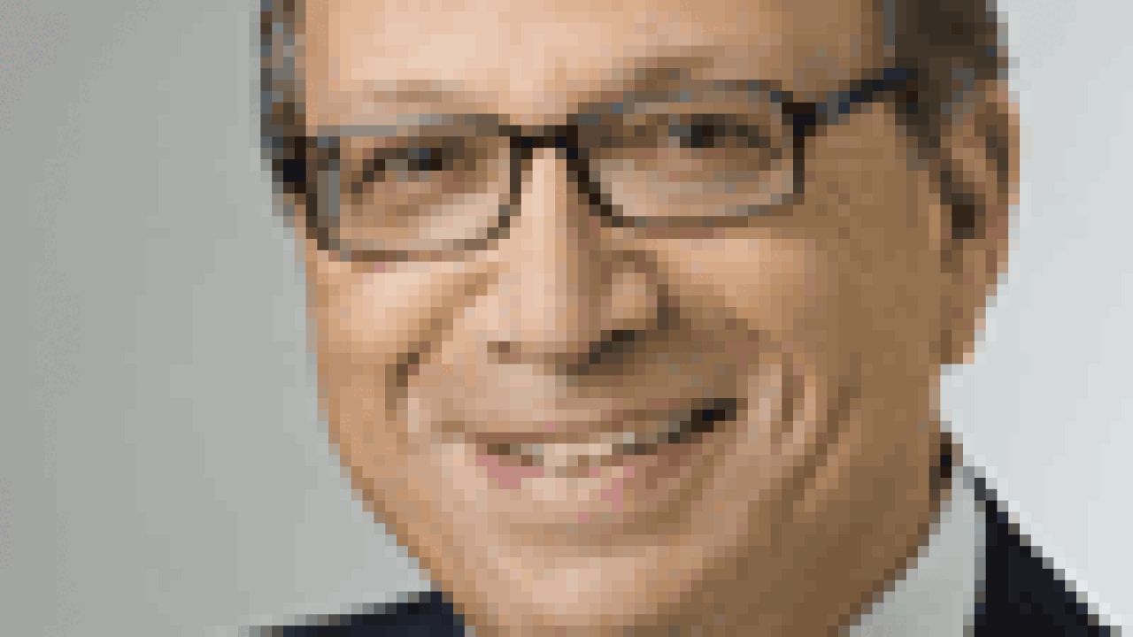 elliot-schreiber-100.gif