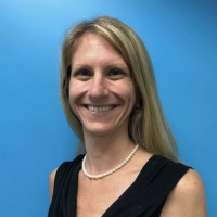 Rachel Pennington Headshot.png