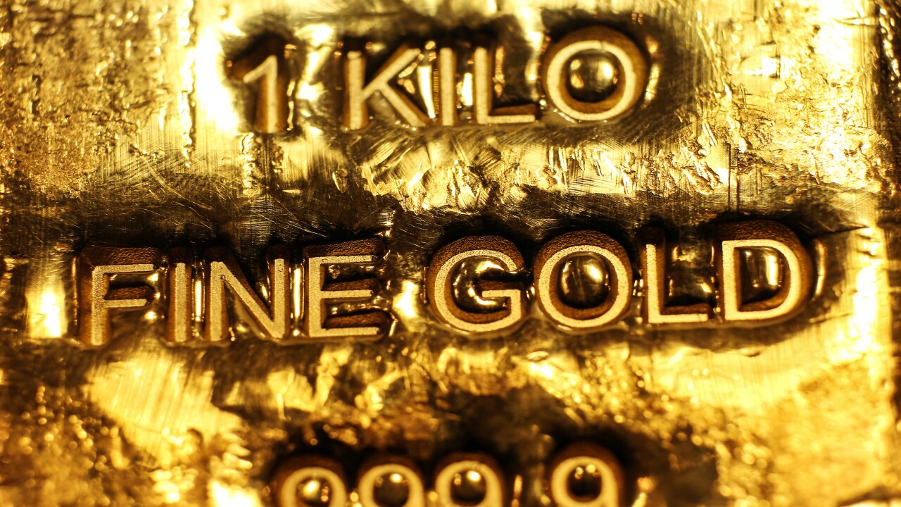 Kilo of fine gold