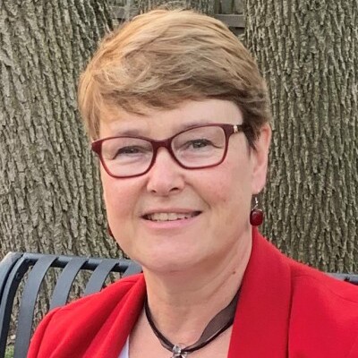 Jeanne-Marie Daly 400x400