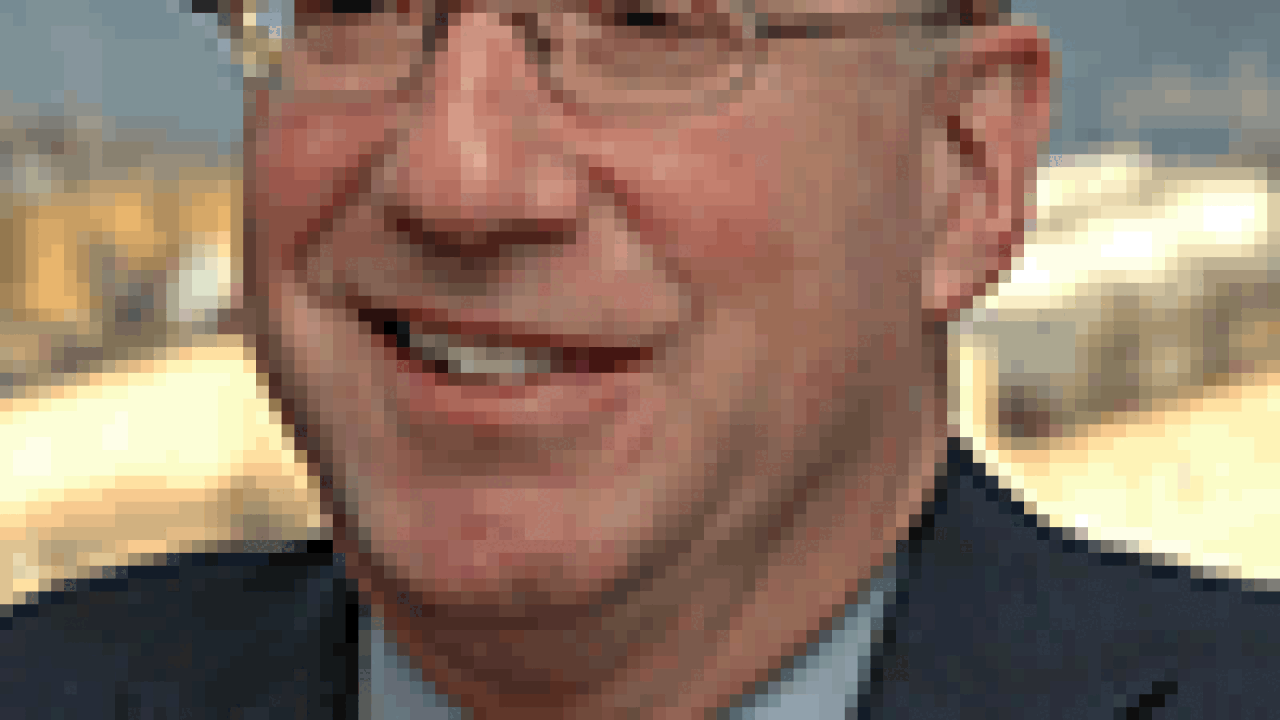 lucker100.gif