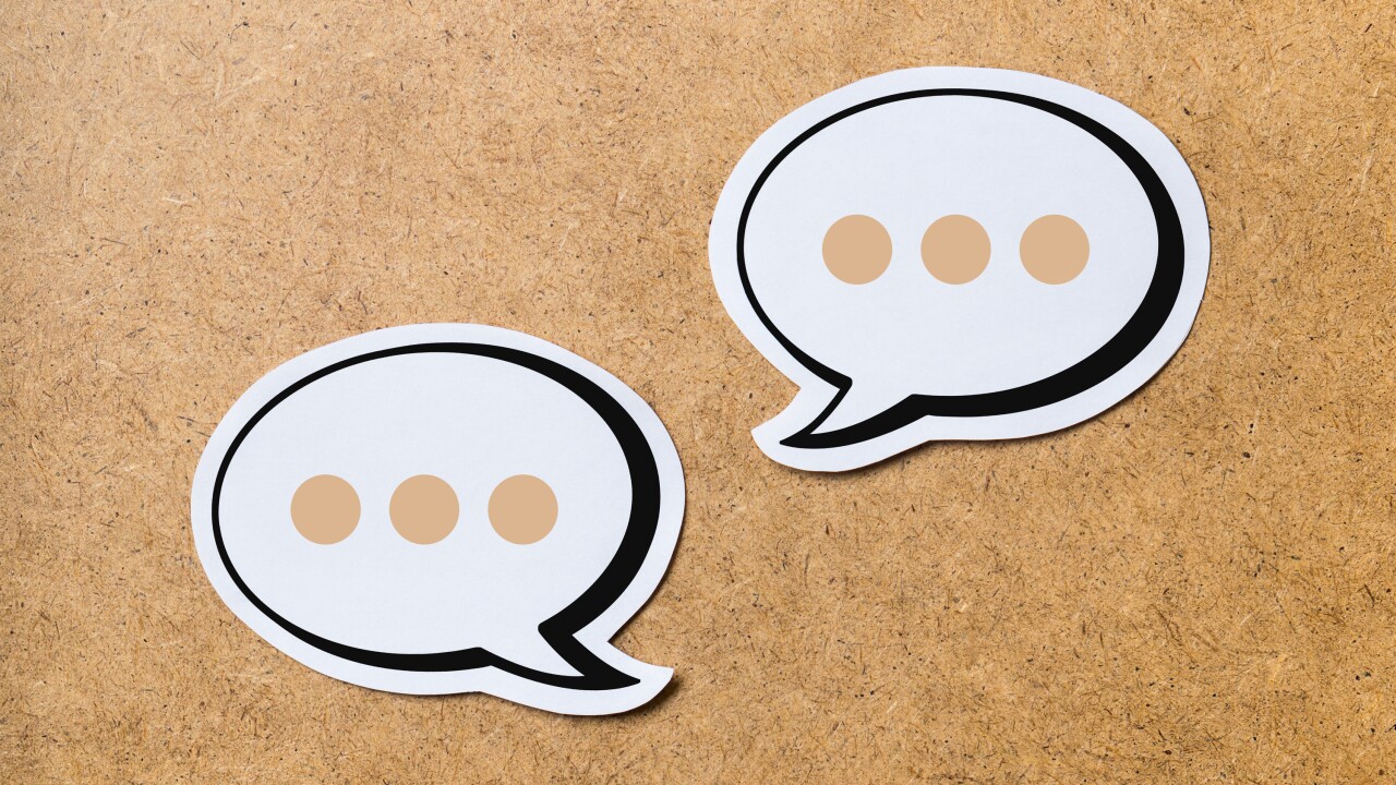 speech-bubbles-on-wood-147908831-adobe.jpeg