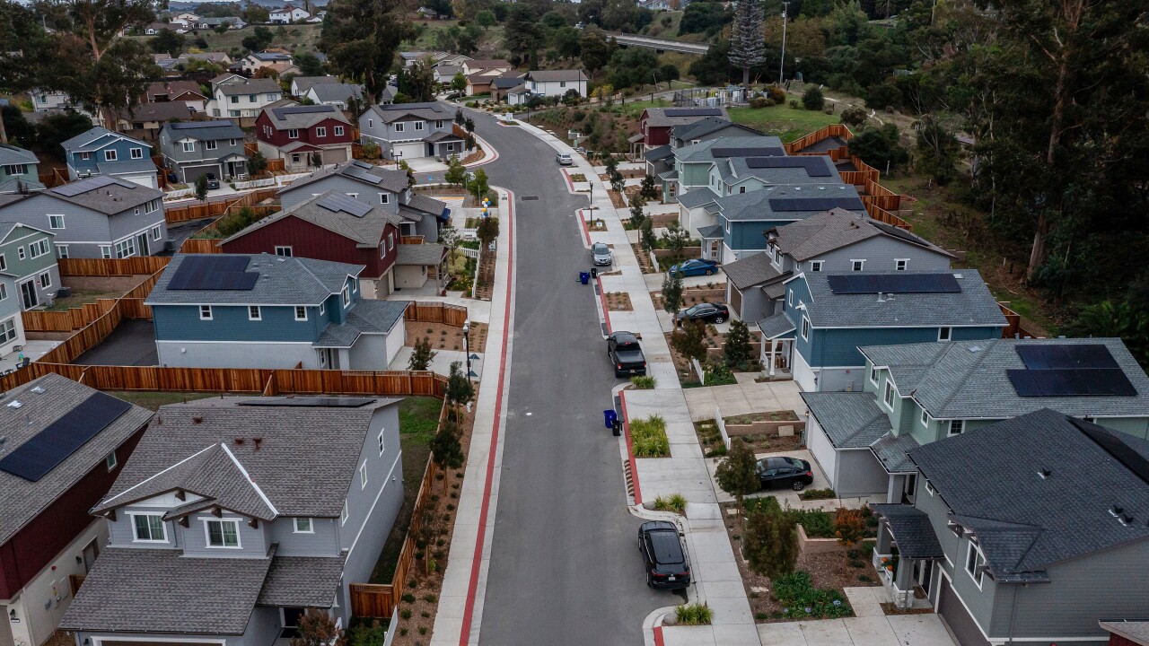 Homes In California Ahead Of Mortgage Applications Figures