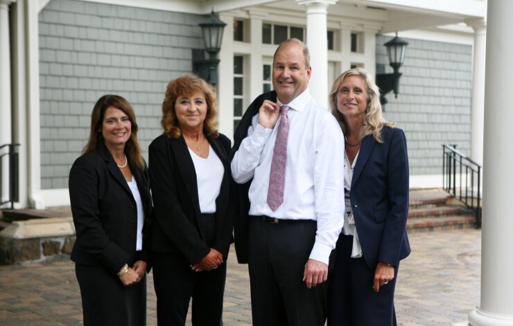 Team With $110M AUM Lands at Raymond James