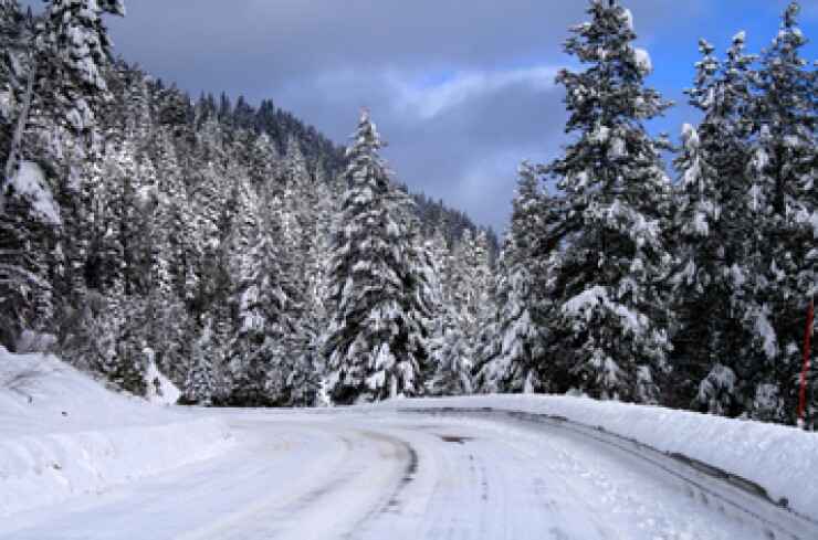 idaho-wintry-road-fotolia.jpg