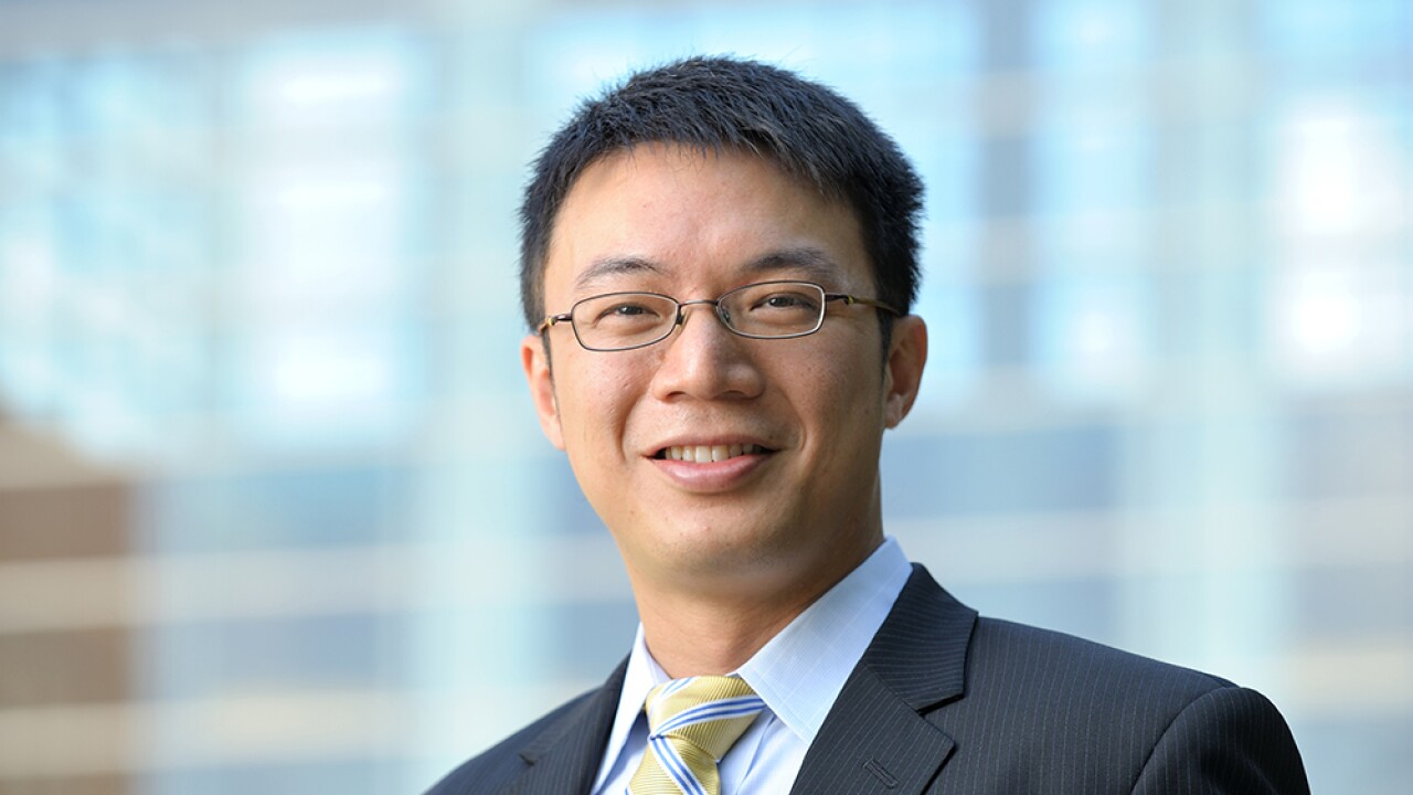 Ciao-Wei Chen of the Gies College of Business at the University of Illinois Urbana-Champaign