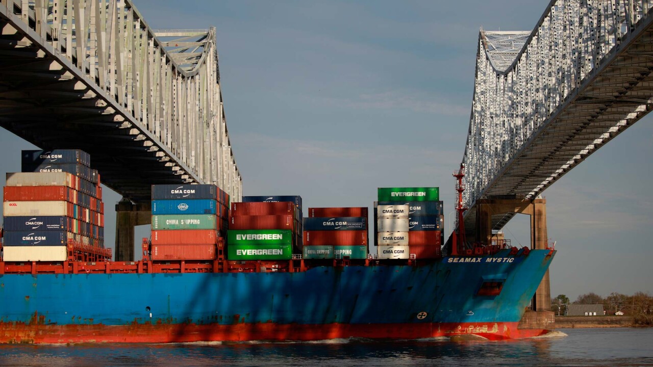 Container ship on Mississippi near New Orleans 2022