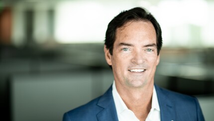 TomHutchens-AngelOakMortgageSolutions-Horizontal