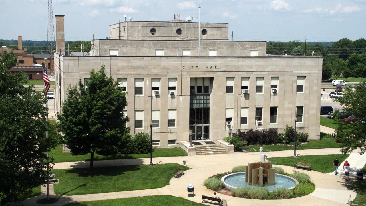 terre-haute-indiana-city-hall