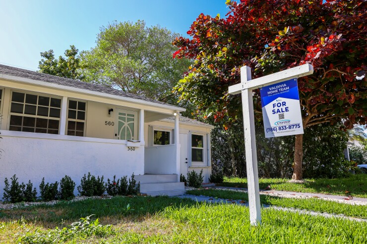 Houses In Florida Ahead Of Existing Home Sales Figures