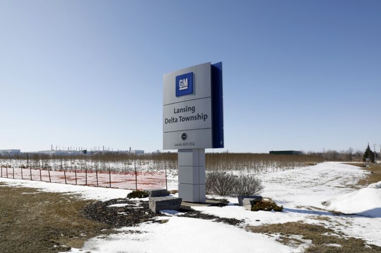 di-gm-stock-general-motors-car-manufacturing-010821