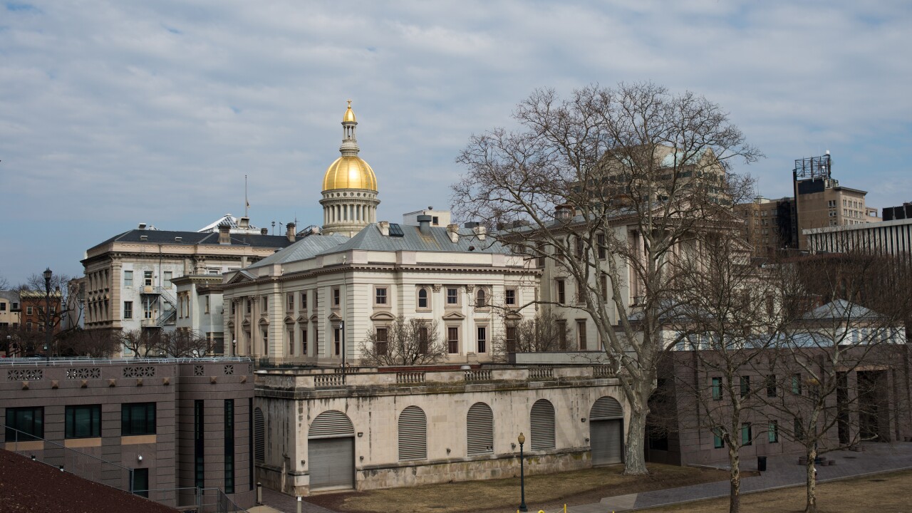 NewJerseystatehouseTrentonBloomberg.jpg